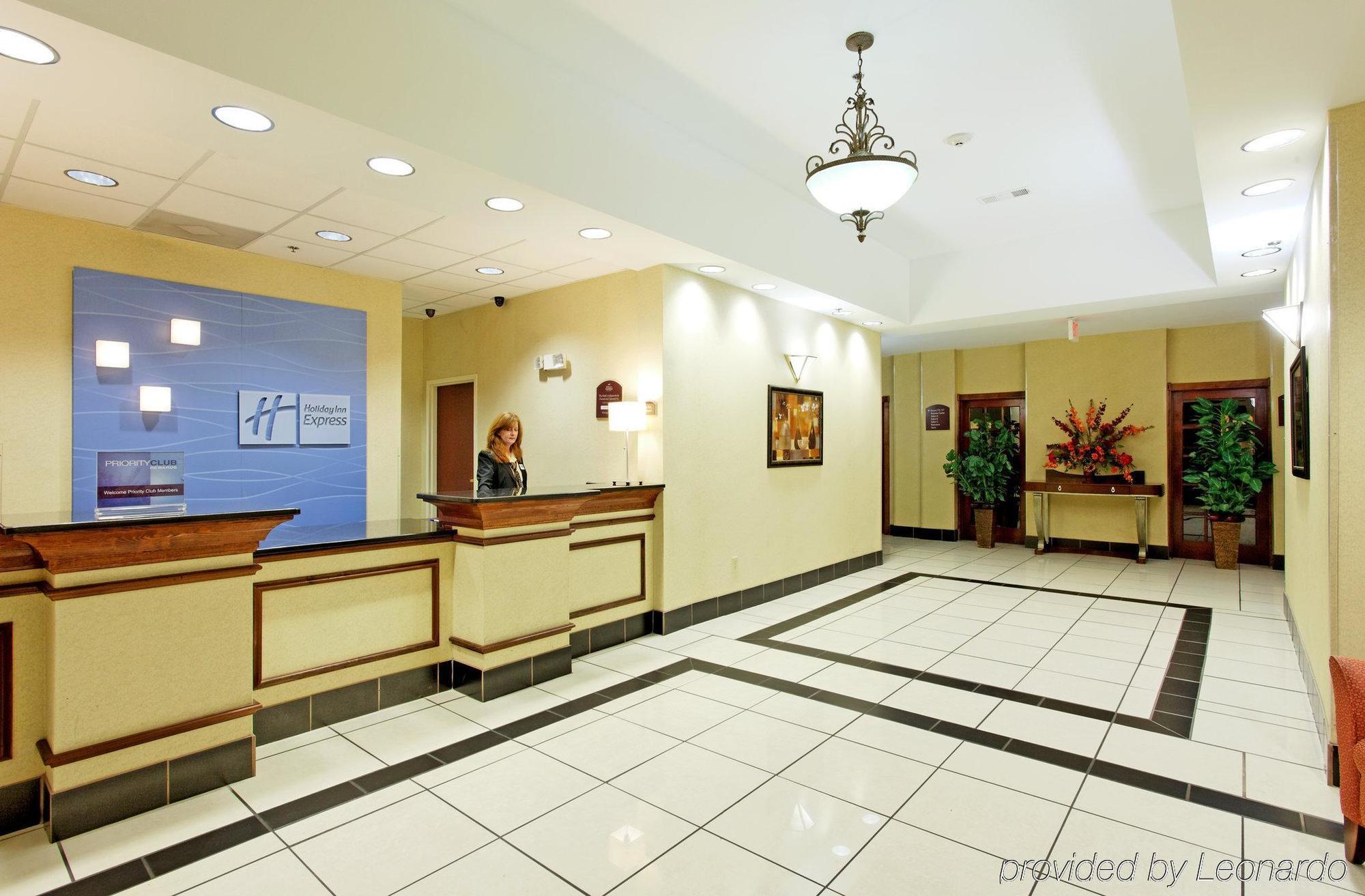Holiday Inn Express & Suites Sylacauga Interiør billede